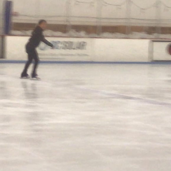 Meet your Posher, Rhea - Picture 1 of 1